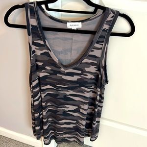 Gray camo Evereve tank